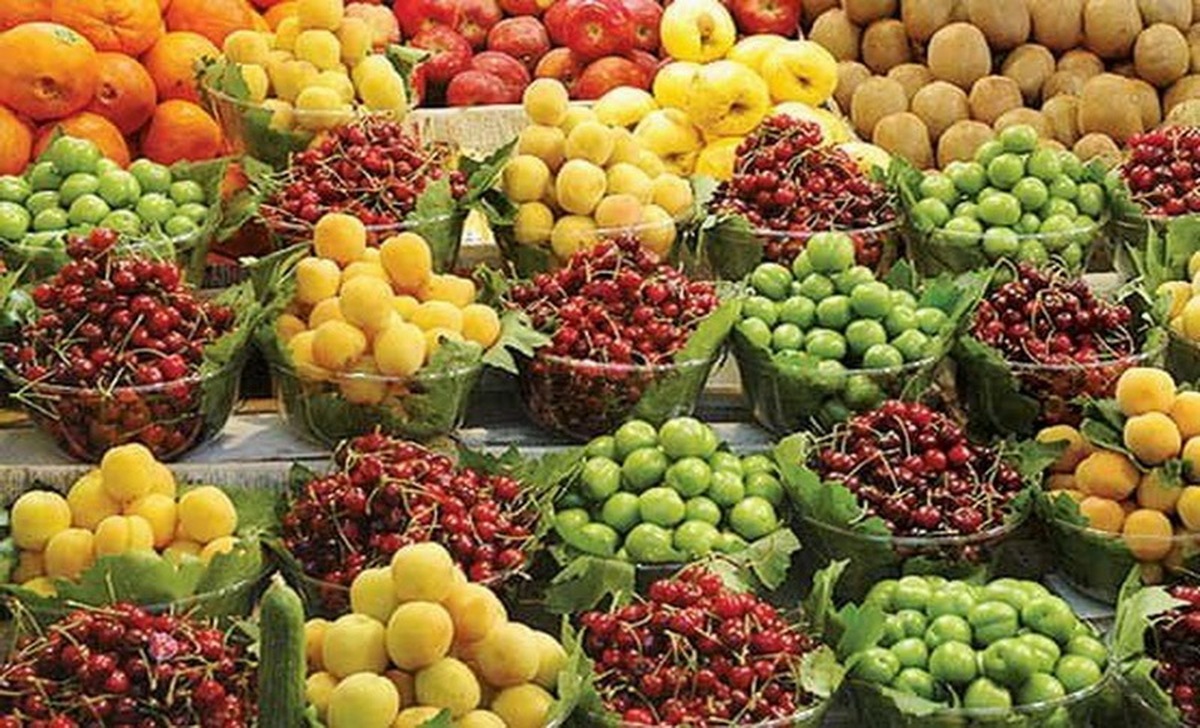 میوه و صیفی‌جات در بازار امروز مشهد چند؟ (۶ تیر ۱۴۰۳) | آلو سیاه و زرد ۲۵ هزار تومان