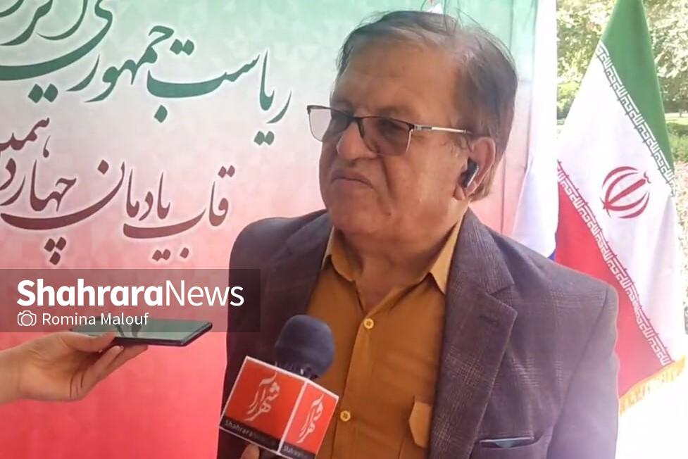 اهالی فرهنگ و هنر مشهد؛ پای صندوق رأی در مجتمع امامرضا(ع) (۸ تیر ۱۴۰۳) اهالی فرهنگ و هنر مشهد؛ پای صندوق رأی در مجتمع امامرضا(ع) (۸ تیر ۱۴۰۳)