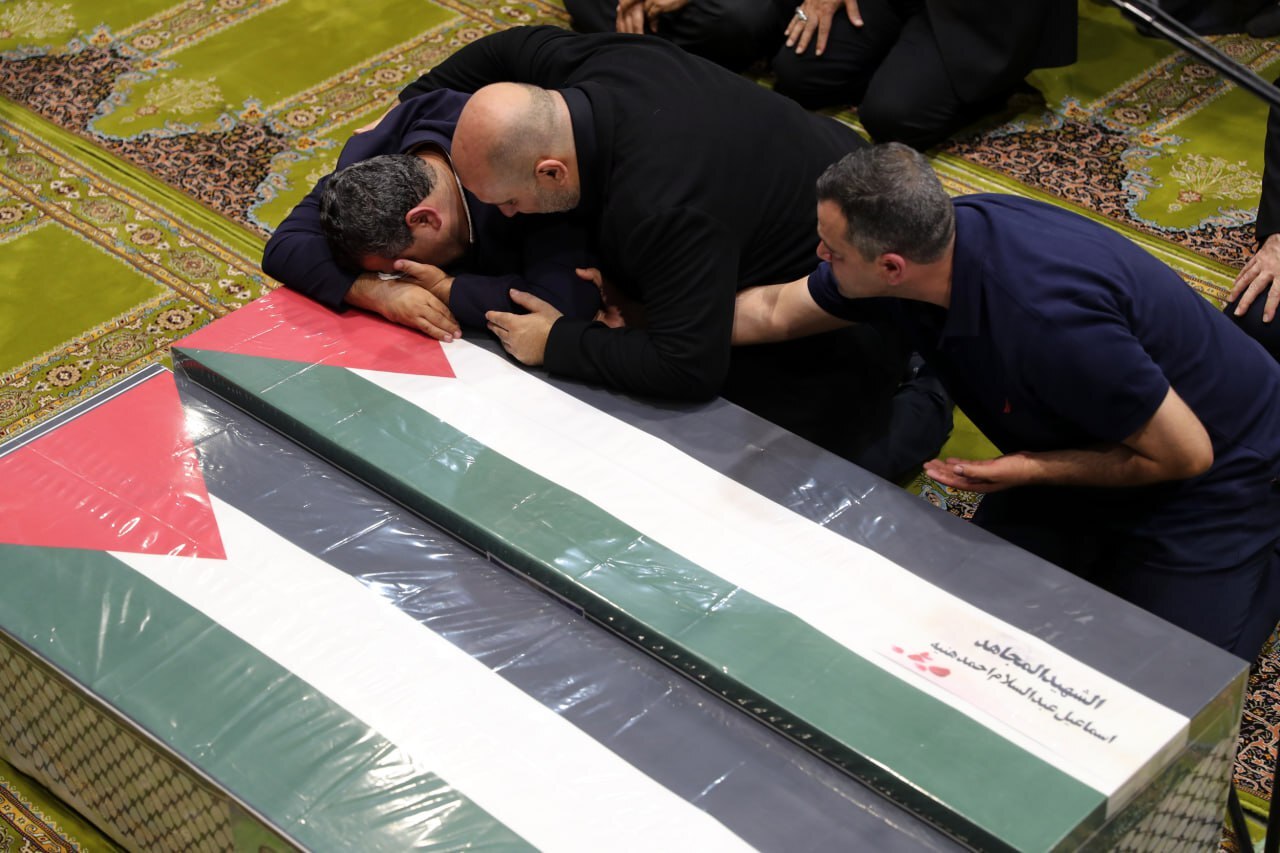 آئین تشییع پیکر شهید اسماعیل هنیه، رئیس دفتر سیاسی جنبش حماس در دانشگاه تهران (۱۱ مرداد ۱۴۰۳) + فیلم و عکس آئین تشییع پیکر شهید اسماعیل هنیه، رئیس دفتر سیاسی جنبش حماس در دانشگاه تهران (۱۱ مرداد ۱۴۰۳) + فیلم و عکس