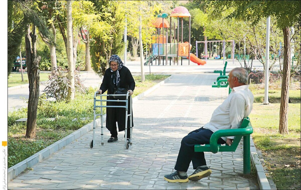 چرا حق عائله‌مندی به «زنان بازنشسته‌ی کارگری» تعلق نمی‌گیرد؟