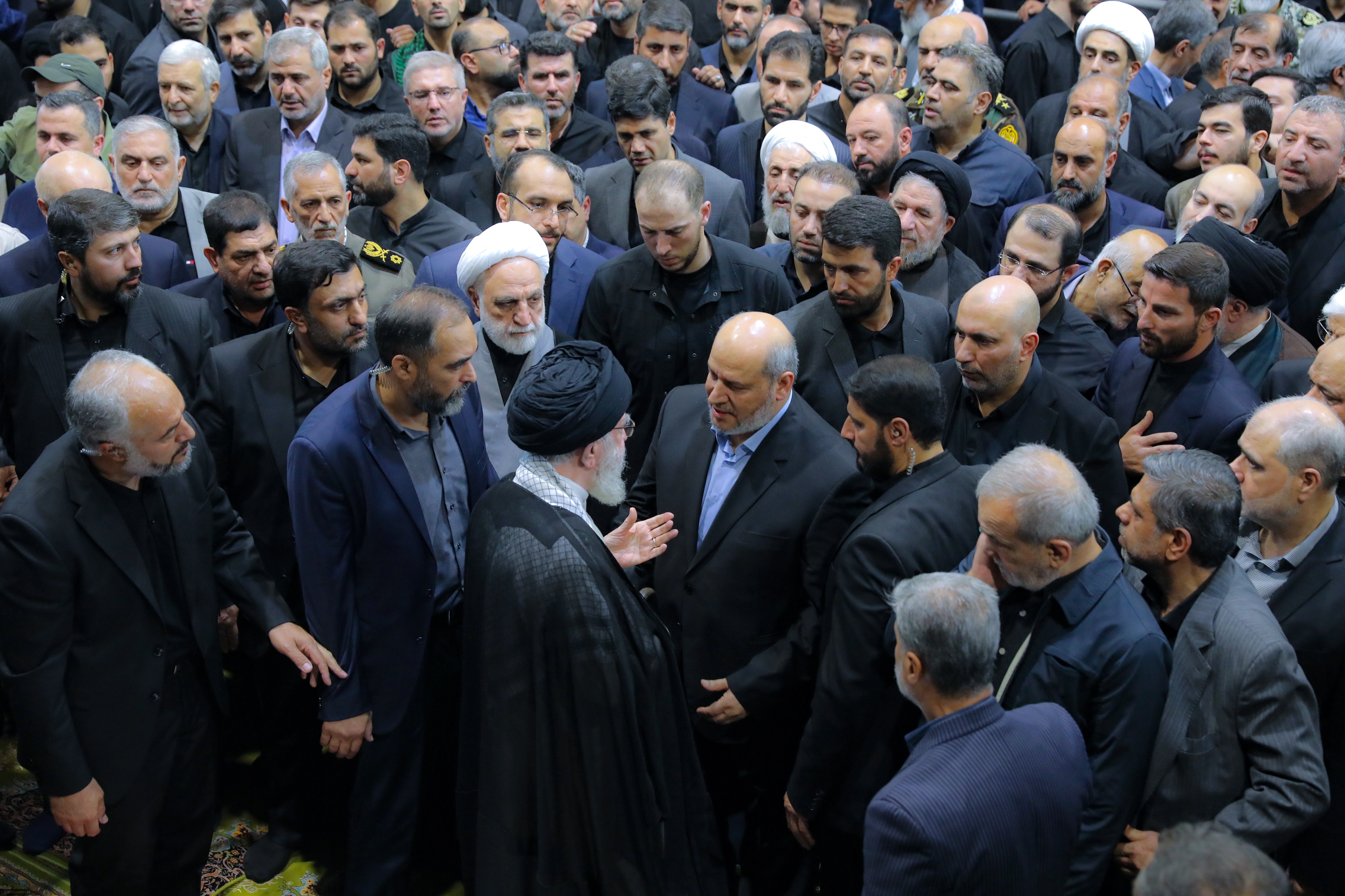 توجه رسانههای جهان به مراسم تشییع پیکر شهید اسماعیل هنیه در تهران توجه رسانههای جهان به مراسم تشییع پیکر شهید اسماعیل هنیه در تهران