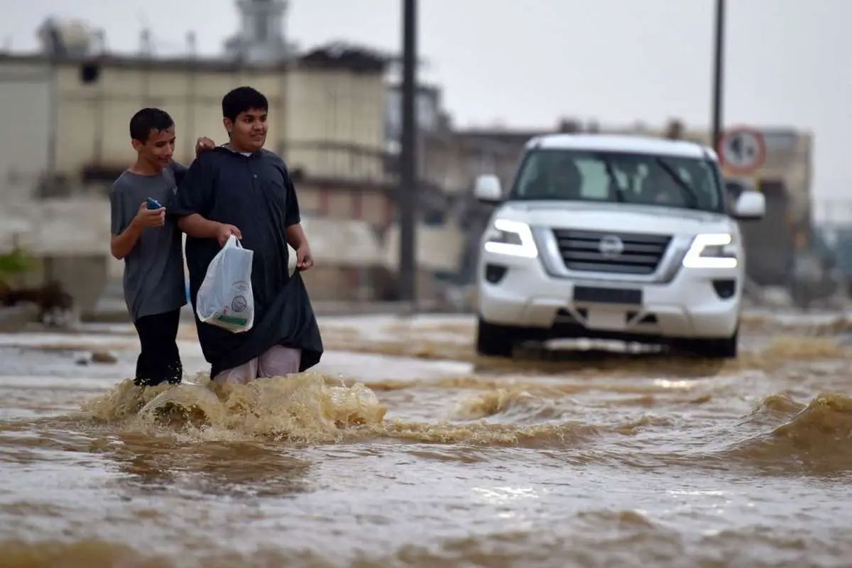 ویدئو| تصاویری از سیل شدید در عربستان