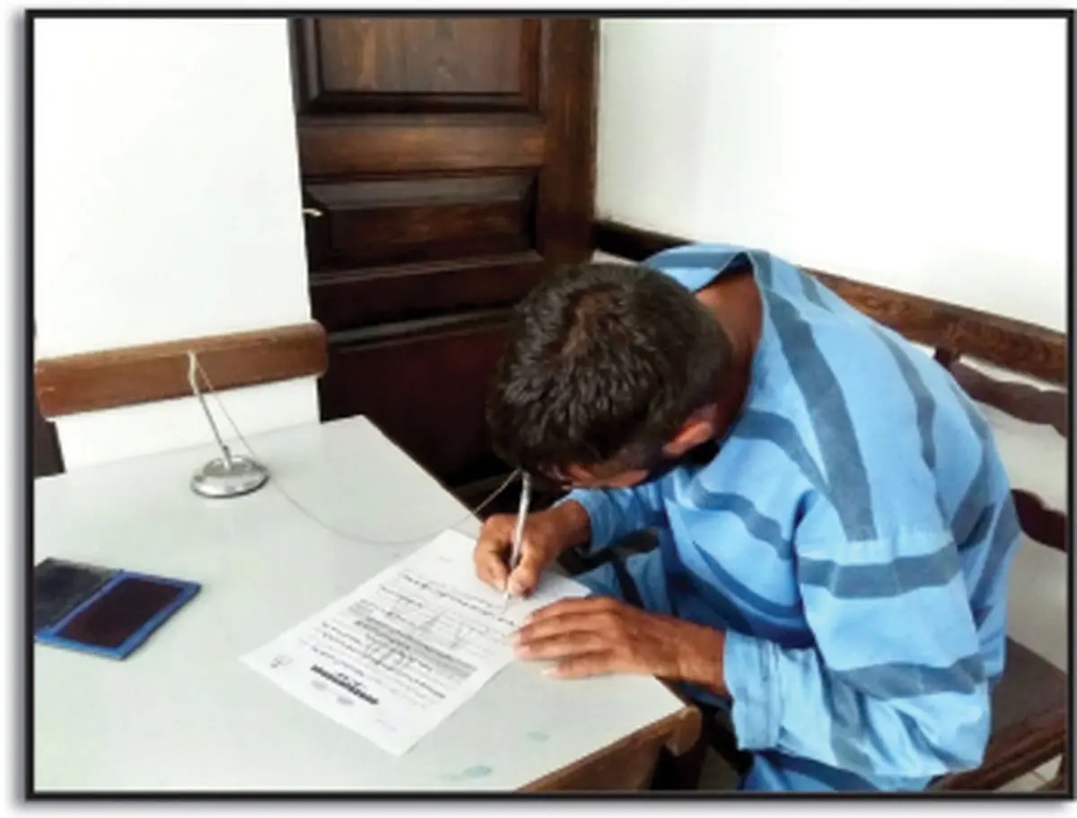 جنایت مرگبار یک جوان در مشهد فقط به خاطر یک نگاه + عکس جنایت مرگبار یک جوان در مشهد فقط به خاطر یک نگاه + عکس