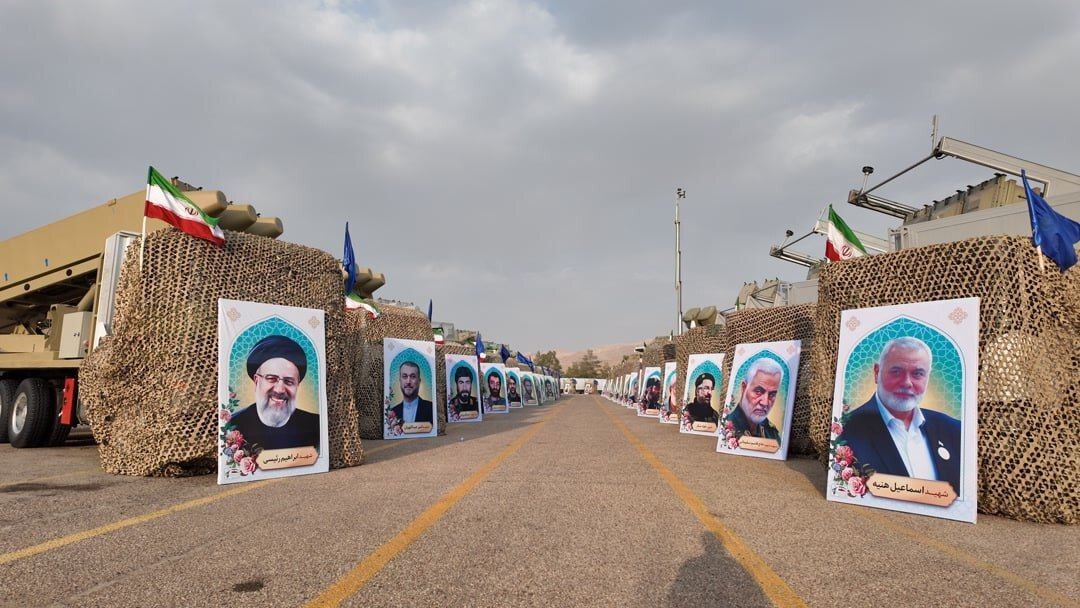 سردار تنگسیری: در تازهترین تجهیزات موشکی و پهپادی سپاه از هوش مصنوعی استفاده شده است + عکس و فیلم سردار تنگسیری: در تازهترین تجهیزات موشکی و پهپادی سپاه از هوش مصنوعی استفاده شده است + عکس و فیلم