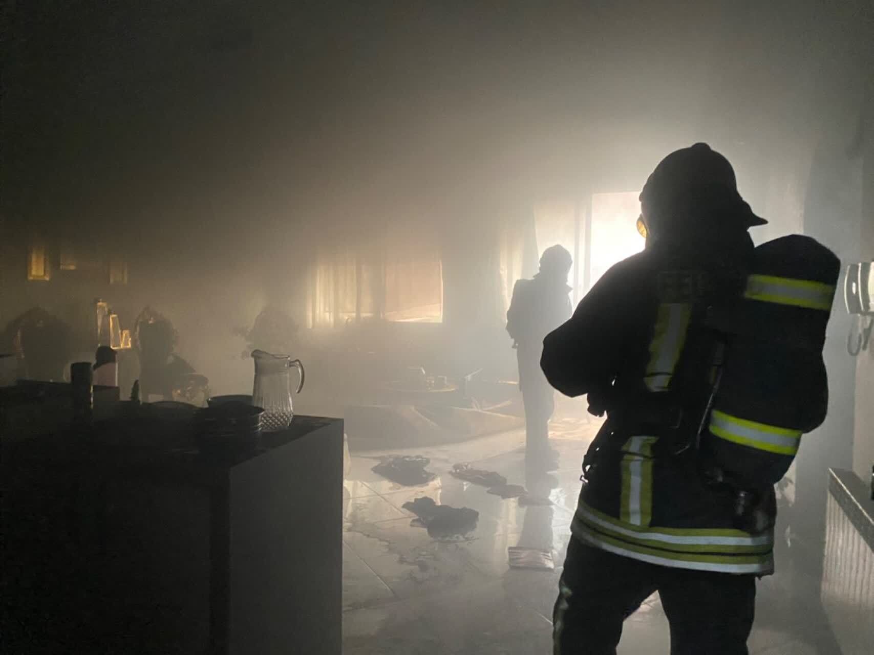 حریق منزل مسکونی در بلوار توس مشهد (۲ مرداد ۱۴۰۳) حریق منزل مسکونی در بلوار توس مشهد (۲ مرداد ۱۴۰۳)