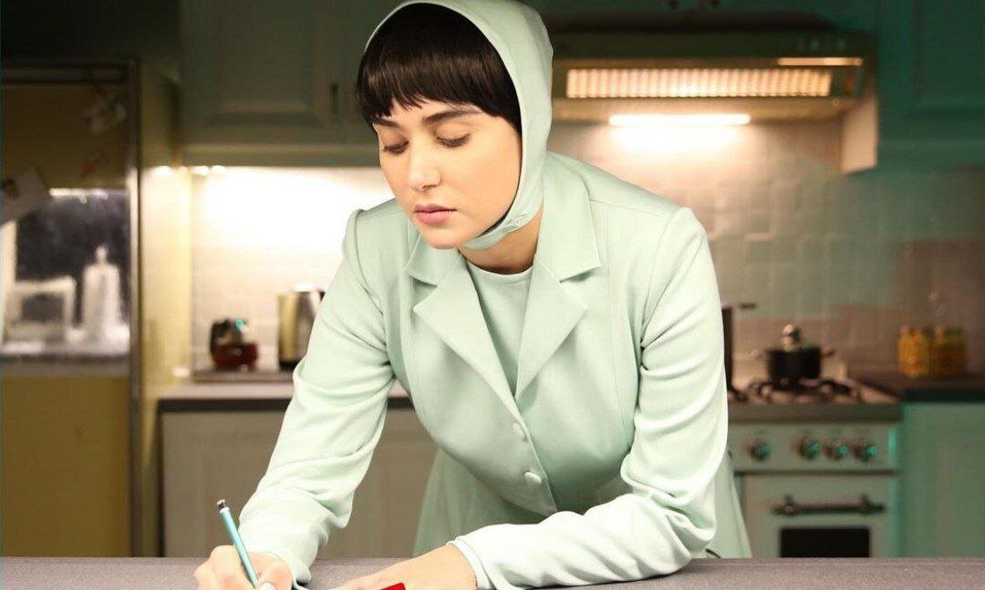 پریناز ایزدیار در فیلم جدید «سرریز» + عکس