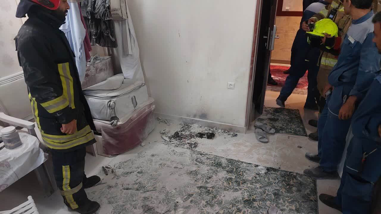 جزییات آتش سوزی یک هتل در خیابان اندرزگوی مشهد (۲۰ مرداد ۱۴۰۳) جزییات آتش سوزی یک هتل در خیابان اندرزگوی مشهد (۲۰ مرداد ۱۴۰۳)