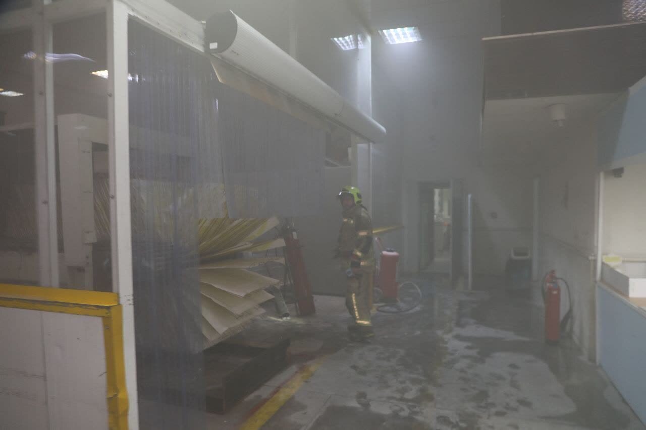 جزییات آتش سوزی دو کارخانه در مشهد جزییات آتش سوزی دو کارخانه در مشهد