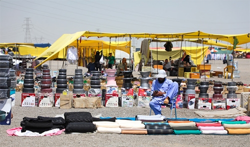 زمین «روز بازار» بهزودی آسفالت میشود زمین «روز بازار» بهزودی آسفالت میشود