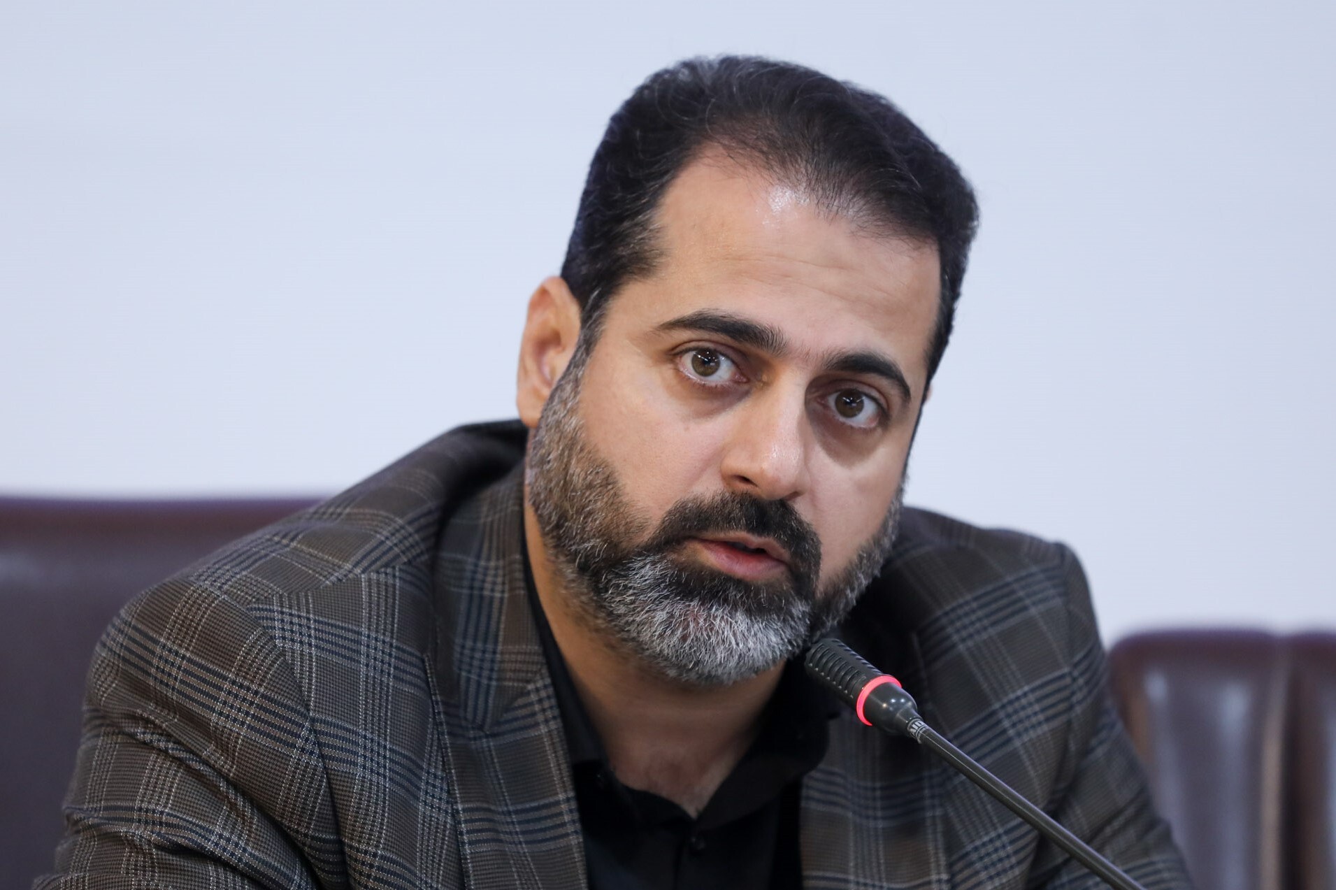 در نشست مشترک کمیسیون خدمات شهری شورای شهر و شورای معاونین شهرداری مشهد بررسی شد| پروژه‌های نیمه‌تمام تعیین تکلیف می‌شود + ویدئو