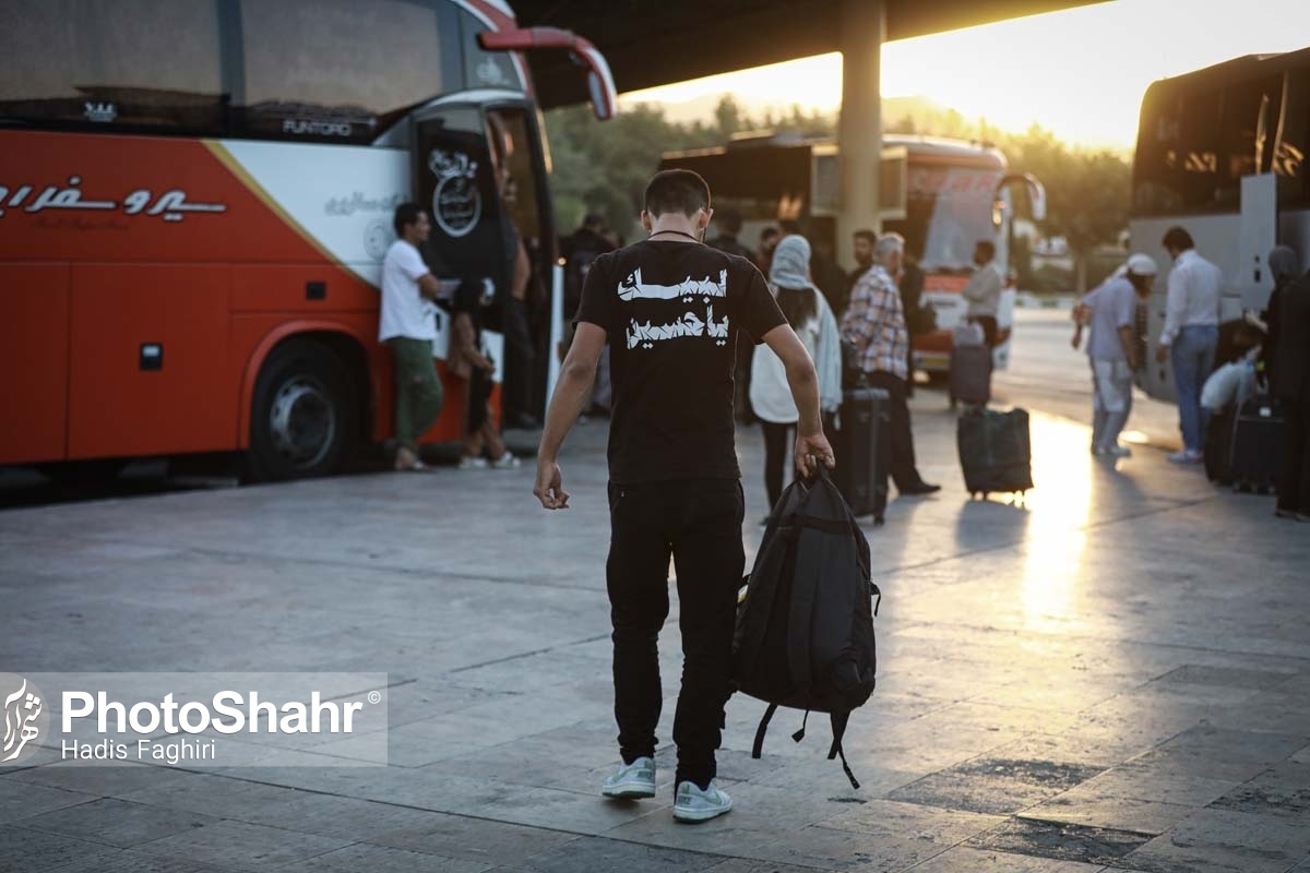 خدمت‌رسانی شبانه‌روزی مواکب به زائران دهه آخر صفر ۱۴۰۳ در پایانه مسافربری مشهد