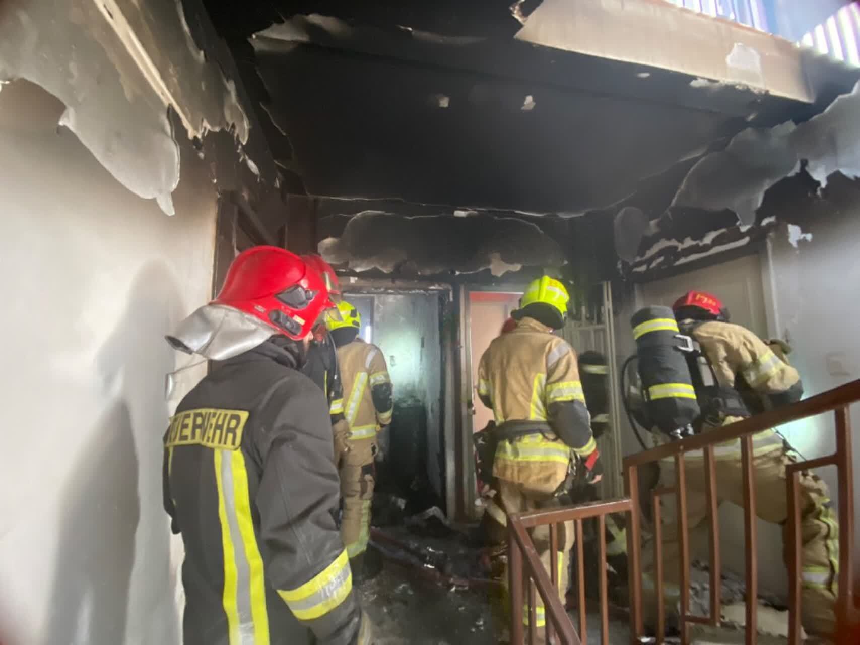 آتشسوزی منزل مسکونی در قاسمآباد مشهد (۱۱ شهریور ۱۴۰۳) آتشسوزی منزل مسکونی در قاسمآباد مشهد (۱۱ شهریور ۱۴۰۳)