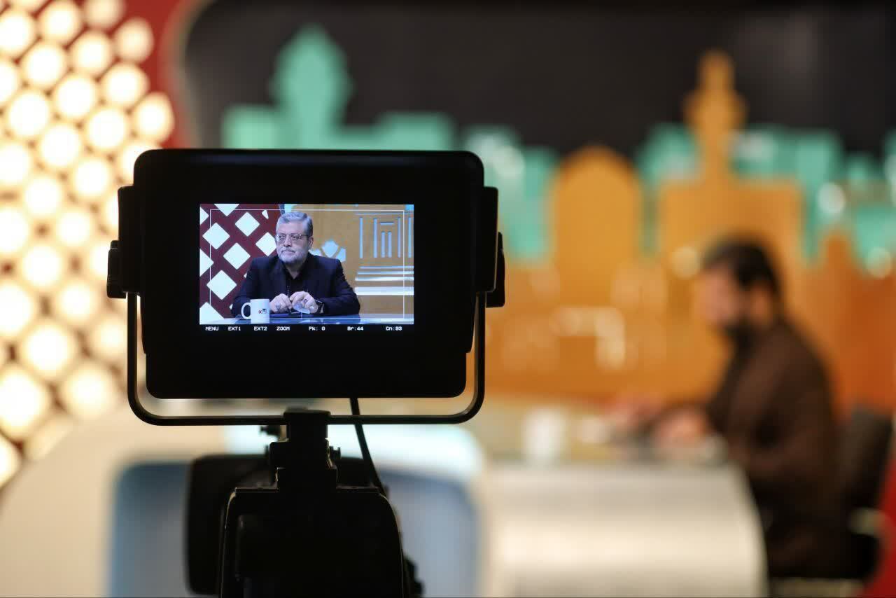 قلندر شریف: کارکنان شهرداری مشهد، خدمت به زائران را عبادت میدانند (۱۱ شهریور ۱۴۰۳) قلندر شریف: کارکنان شهرداری مشهد، خدمت به زائران را عبادت میدانند (۱۱ شهریور ۱۴۰۳)