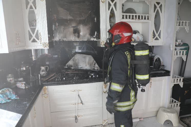 آتشسوزی منزل مسکونی در بلوار هنرور مشهد (۲۱شهریور ۱۴۰۳) آتشسوزی منزل مسکونی در بلوار هنرور مشهد (۲۱شهریور ۱۴۰۳)