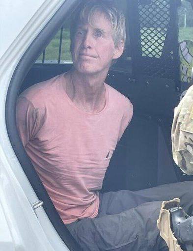 تصویر عامل ترور نافرجام ترامپ منتشر شد تصویر عامل ترور نافرجام ترامپ منتشر شد