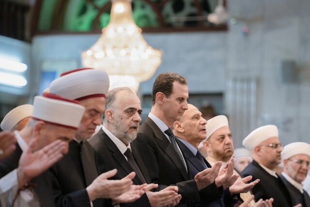 بشار اسد در جشن میلاد پیامبر (ص) در دمشق حضور یافت بشار اسد در جشن میلاد پیامبر (ص) در دمشق حضور یافت
