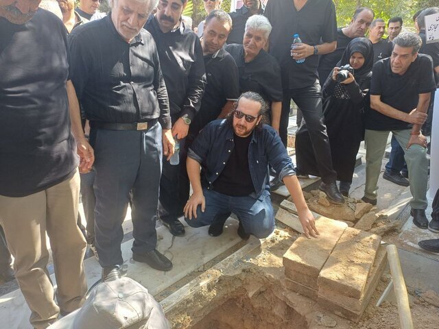 صدرالدین حجازی در خاک آرام گرفت + تصاویر صدرالدین حجازی در خاک آرام گرفت + تصاویر