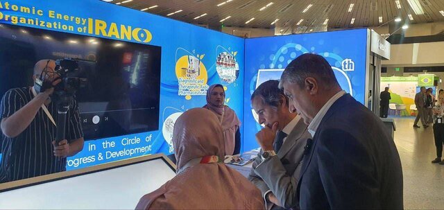 رافائل گروسی از غرفه دستاوردهای هستهای ایران بازدید کرد رافائل گروسی از غرفه دستاوردهای هستهای ایران بازدید کرد