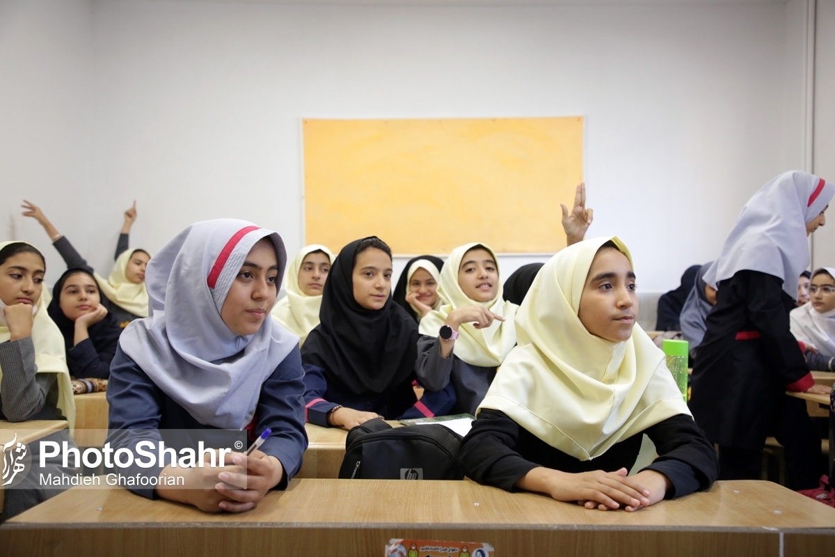 ثبت نام ۸۸ درصدی دانش‌آموزان در مدارس برای سال تحصیلی ۱۴۰۳-۱۴۰۴