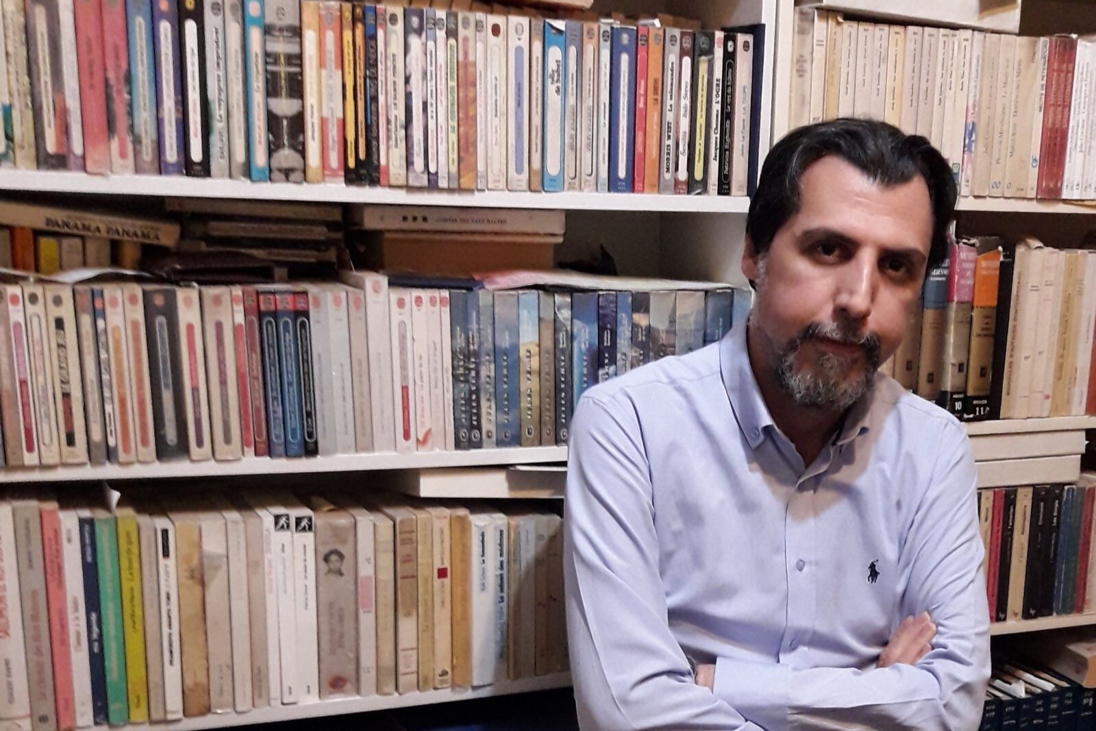 چالشهای مترجم ایرانی | گفتگو «علی صنعوی» مترجم مشهدی درباره دغدغههای ترجمه چالشهای مترجم ایرانی | گفتگو «علی صنعوی» مترجم مشهدی درباره دغدغههای ترجمه