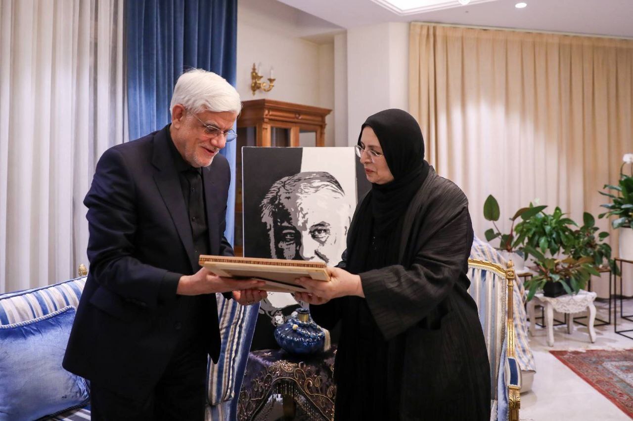 عارف به دیدار همتایان خود در دولتهای پیشین رفت عارف به دیدار همتایان خود در دولتهای پیشین رفت