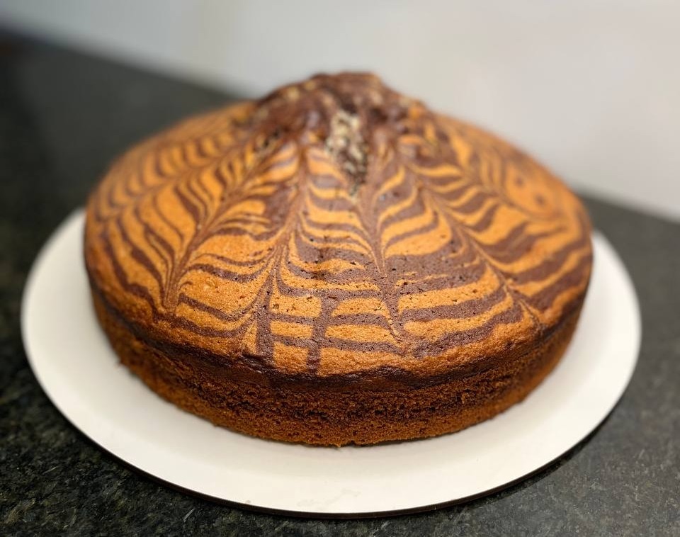 طرز تهیه مخصوص کیک زبرا در خانه + فیلم طرز تهیه مخصوص کیک زبرا در خانه + فیلم