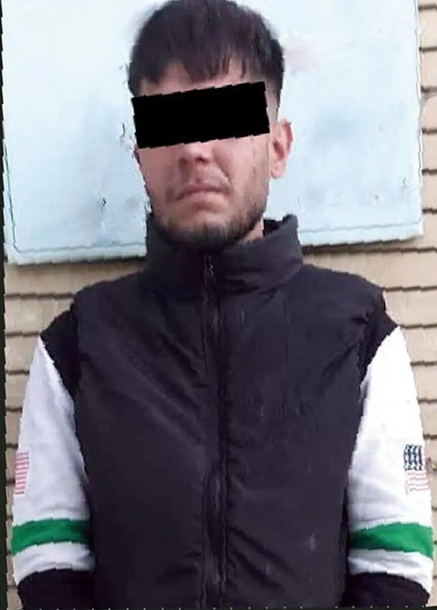 شلیک پلیس مشهد برای دستگیری موبایل قاپ سابقه دار + عکس شلیک پلیس مشهد برای دستگیری موبایل قاپ سابقه دار + عکس