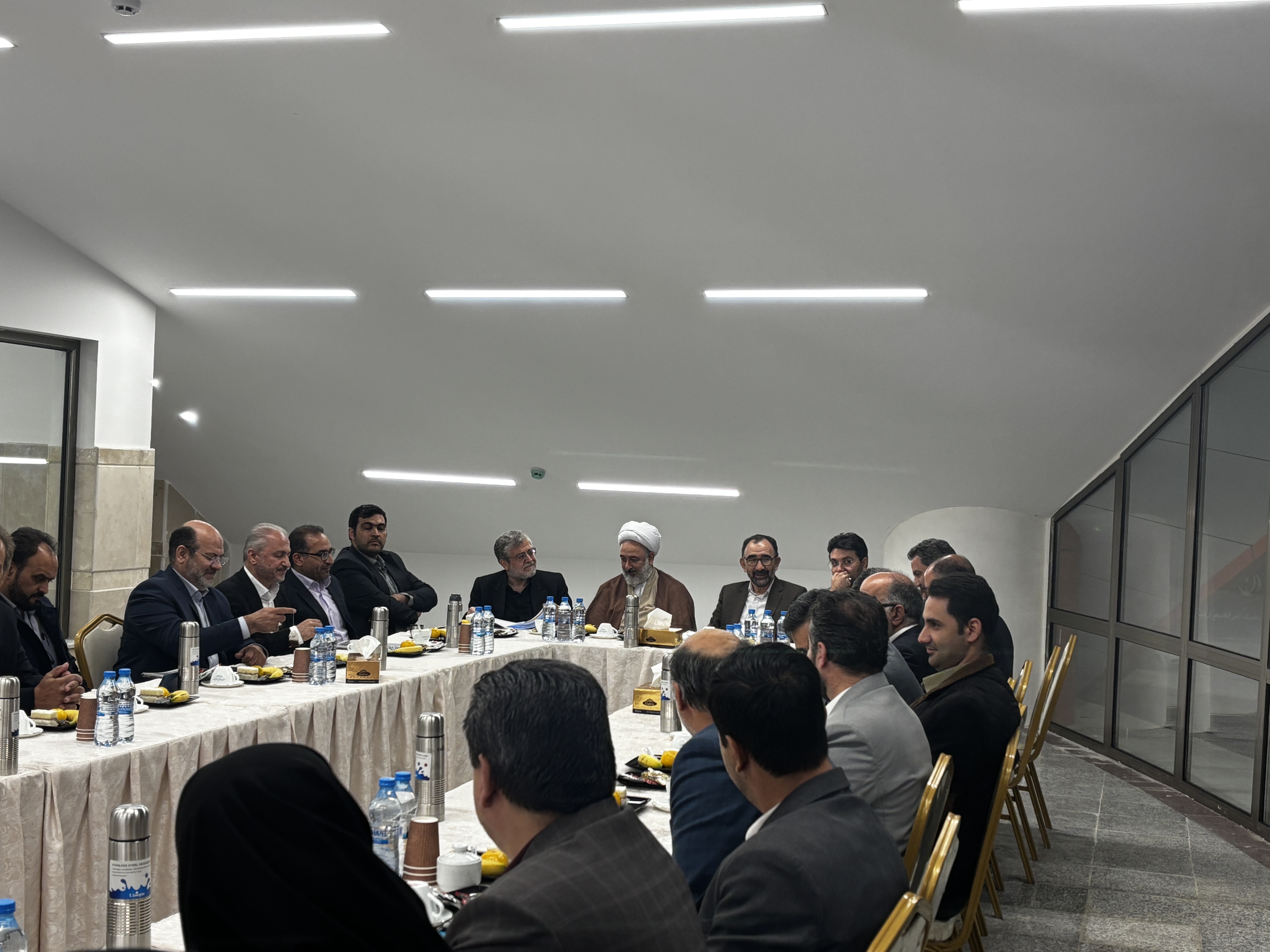 بازدید استاندار، فرماندار و شهردار مشهد از مجموعه ورزشی ثامن الائمه (ع) + عکس و فیلم بازدید استاندار، فرماندار و شهردار مشهد از مجموعه ورزشی ثامن الائمه (ع) + عکس و فیلم