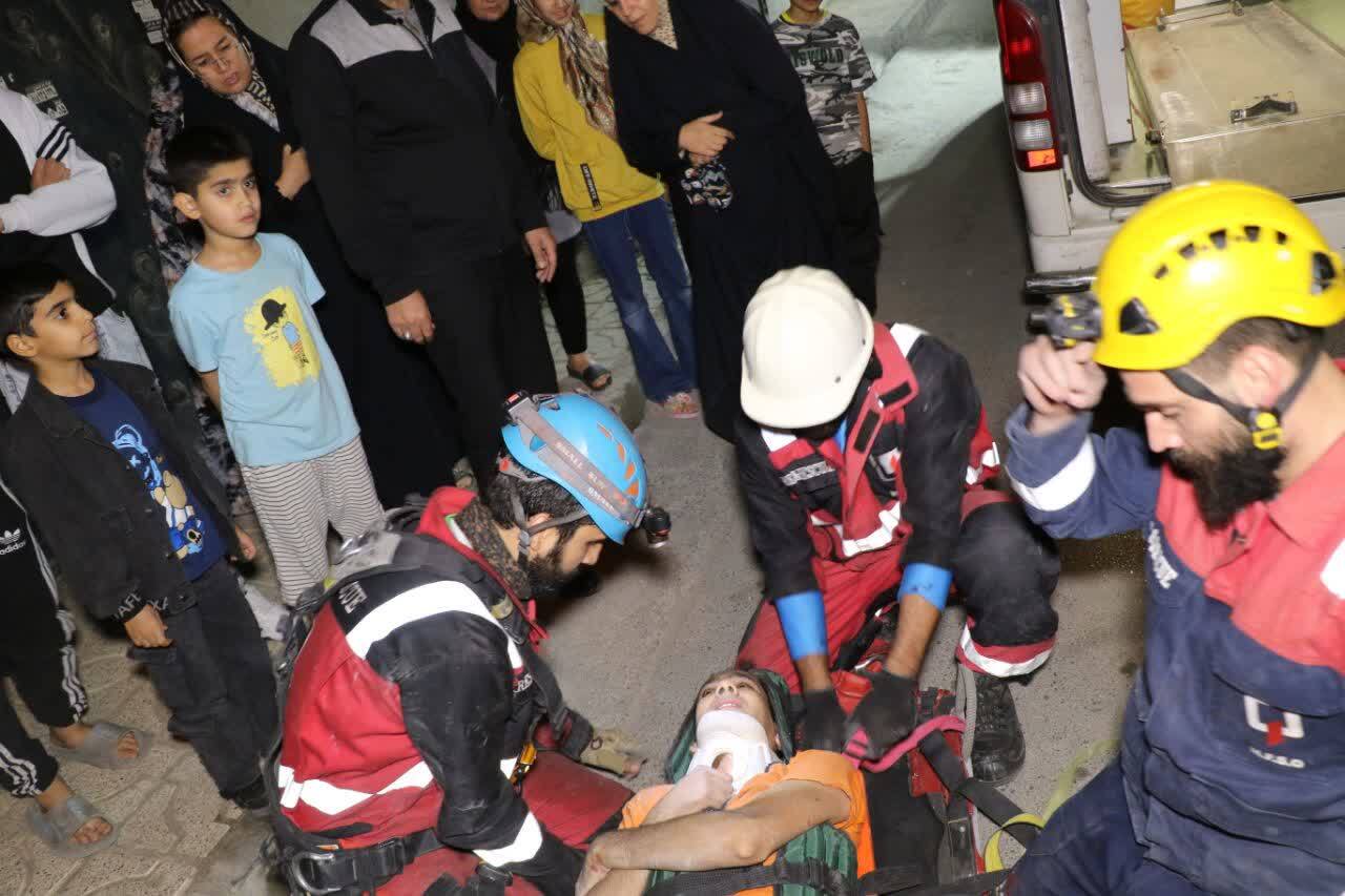 سقوط جوان مشهدی در چاله آسانسور (۱۶ مهر ۱۴۰۳) سقوط جوان مشهدی در چاله آسانسور (۱۶ مهر ۱۴۰۳)