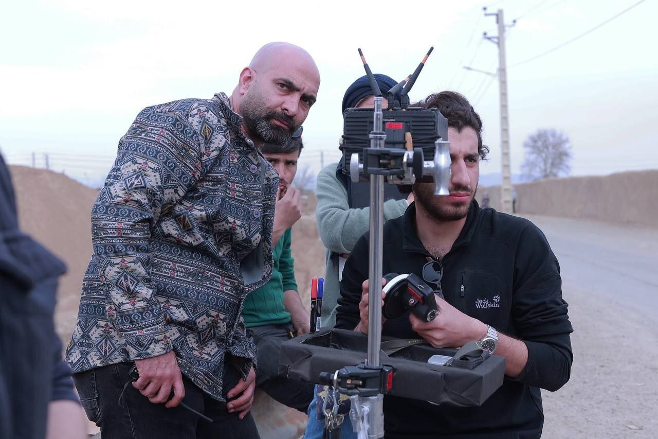 کارگردان سریال «غربت»: مردم با گذر زمان و دیدن سریال، قضاوت خواهند کرد که چرا این سریال توقیف شد کارگردان سریال «غربت»: مردم با گذر زمان و دیدن سریال، قضاوت خواهند کرد که چرا این سریال توقیف شد