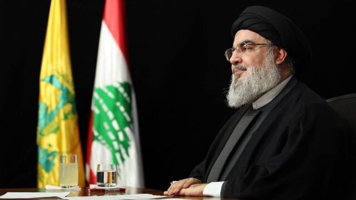 مرثیه‌خوانی در وصف شهید مقاومت، سیدحسن نصرالله، در حرم امام رضا (ع) را اینجا ببینید.