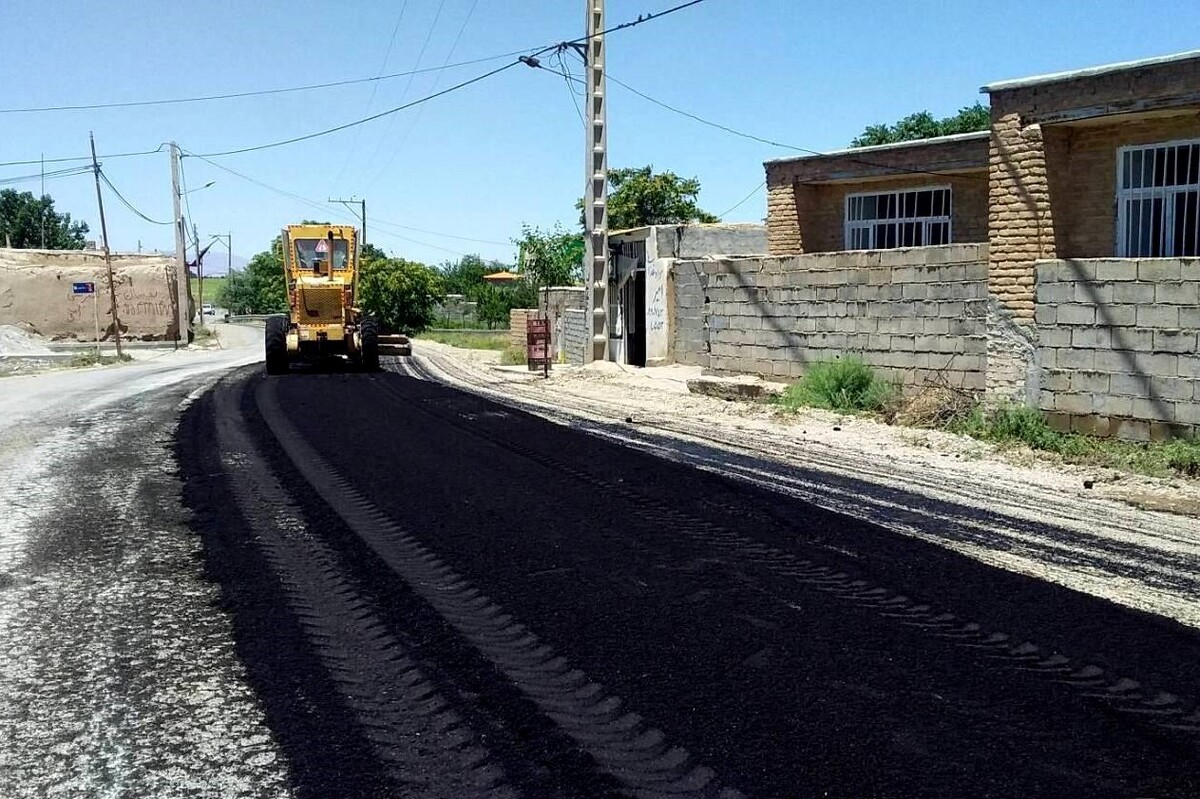 مدیرکل راهداری و حمل‌ونقل جاده‌ای خراسان رضوی گفت: برای ساخت راه‌های روستایی و فرعی استان نیاز به اختصاص ردیف مستقل ملی است و منابع مالی استانی جوابگو نیست.