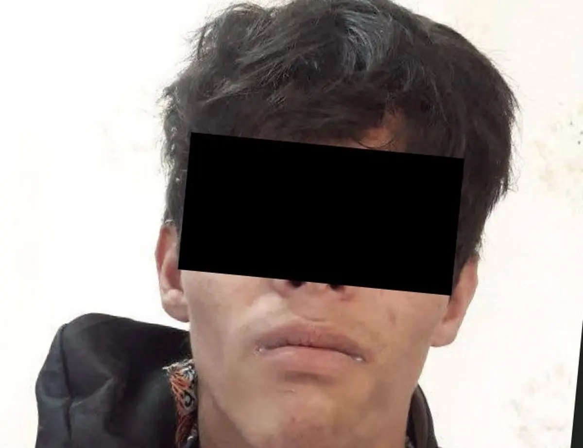 پلیس مشهد عامل ۲۰ فقره سرقت از خودروها را دستگیر کرد + عکس پلیس مشهد عامل ۲۰ فقره سرقت از خودروها را دستگیر کرد + عکس