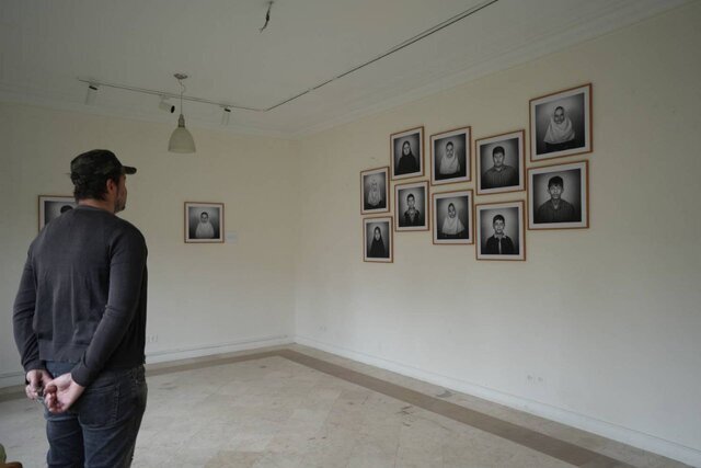 «حیات کرانه» نمایشگاه عکسهای کودکانِ بیشناسنامه! «حیات کرانه» نمایشگاه عکسهای کودکانِ بیشناسنامه!