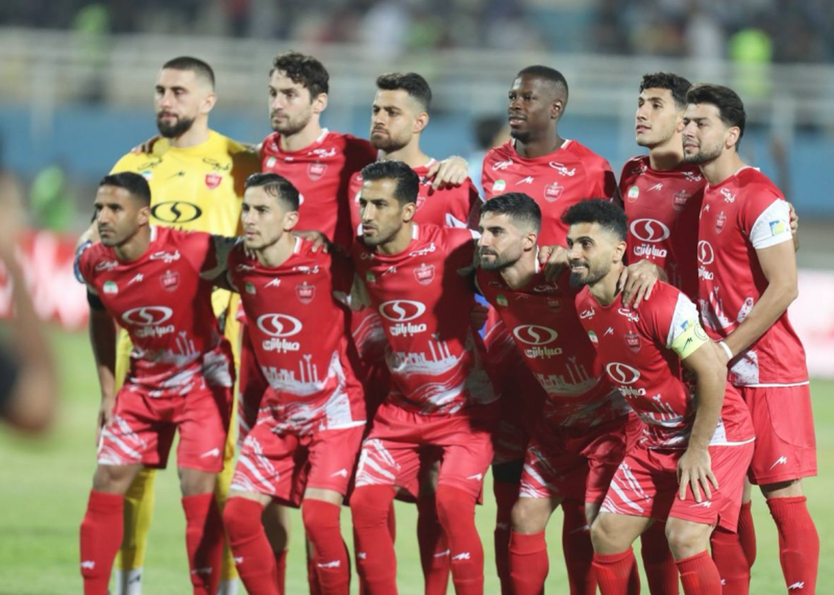 پرسپولیس در دبی می‌ماند