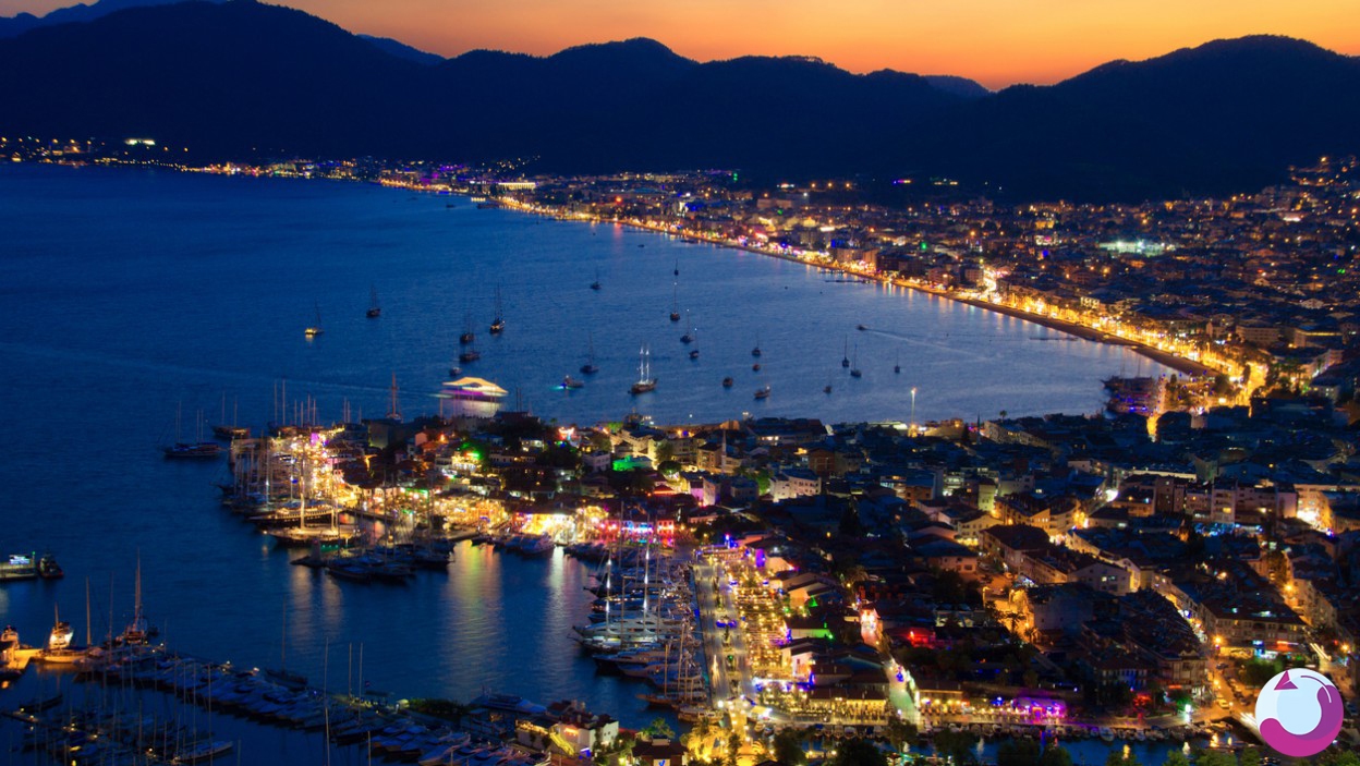 چرا گردشگران ایرانی فقط استانبول و آنتالیا را برای سفر انتخاب میکنند؟ چرا گردشگران ایرانی فقط استانبول و آنتالیا را برای سفر انتخاب میکنند؟