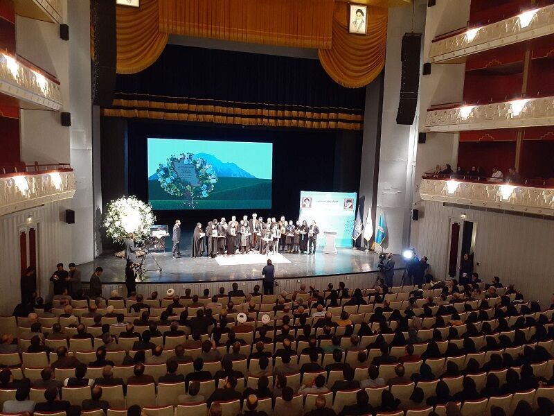 معرفی برگزیدگان هفته کتاب + اسامی معرفی برگزیدگان هفته کتاب + اسامی