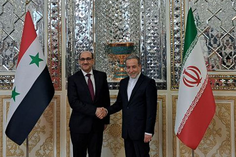 استقبال عراقچی از وزیر خارجه سوریه در وزارت خارجه استقبال عراقچی از وزیر خارجه سوریه در وزارت خارجه