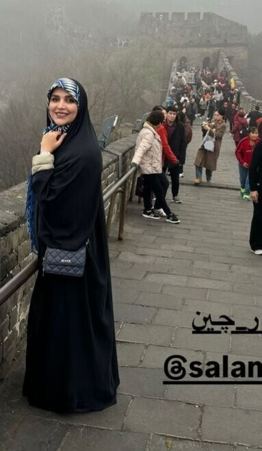 سفر بانوی مجری محجبه و سرشناس تلویزیون در چین سفر بانوی مجری محجبه و سرشناس تلویزیون در چین