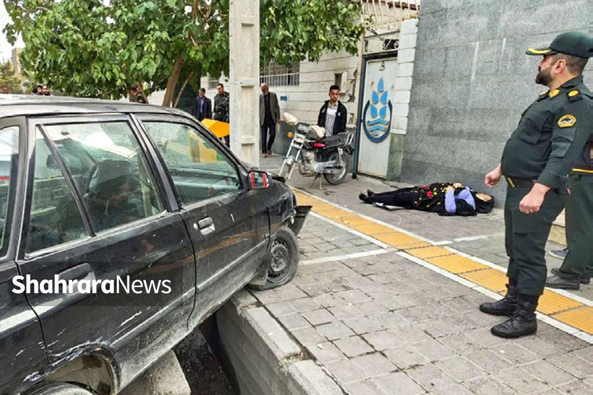 تصادف عجیب جلوی کلانتری بولوار توس مشهد! تصادف عجیب جلوی کلانتری بولوار توس مشهد!