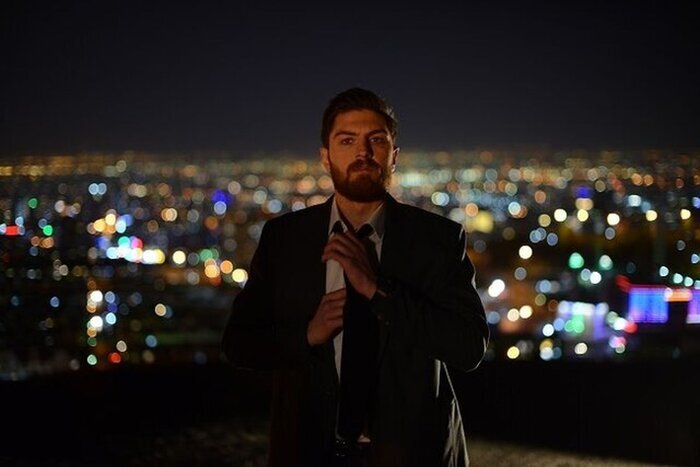 مرد کتابباز با زرافهها میآید؛ بازگشت کارگردان خاطرهساز سینما مرد کتابباز با زرافهها میآید؛ بازگشت کارگردان خاطرهساز سینما