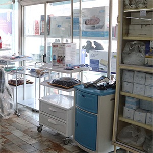 کمبود برخی تجهیزات پزشکی در مشهد که حیات بیمار را به خطر می اندازد کمبود برخی تجهیزات پزشکی در مشهد که حیات بیمار را به خطر می اندازد