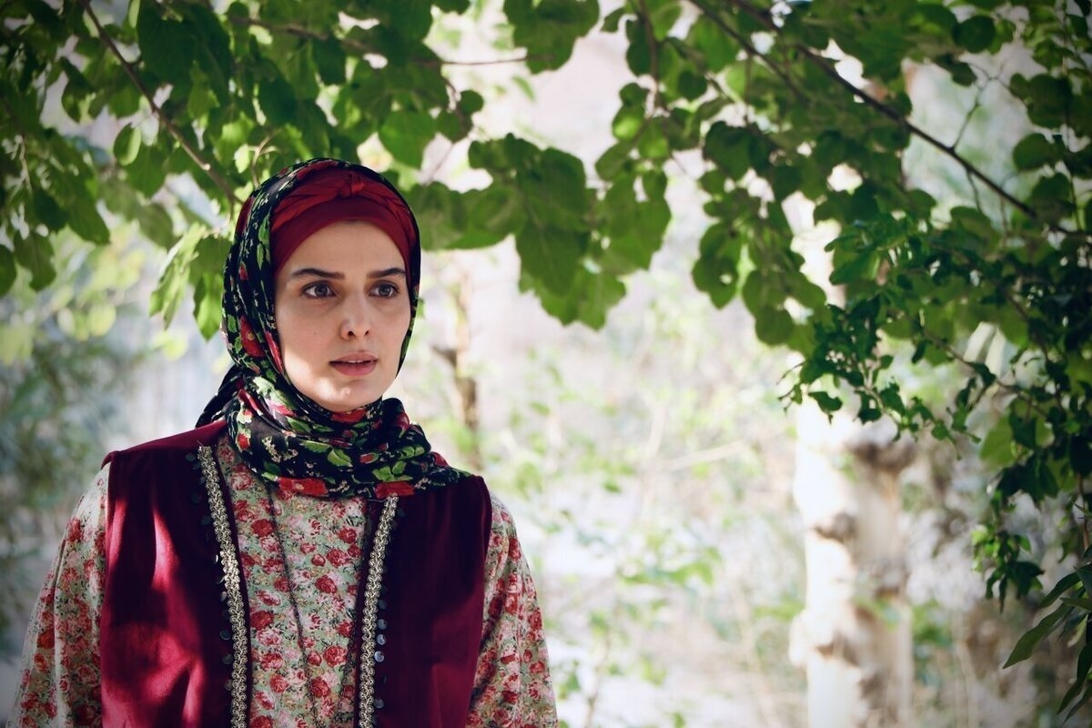 نگاهی به سریالهای روی آنتن تلویزیون؛ از «سوجان» تا «مهیار عیار» نگاهی به سریالهای روی آنتن تلویزیون؛ از «سوجان» تا «مهیار عیار»