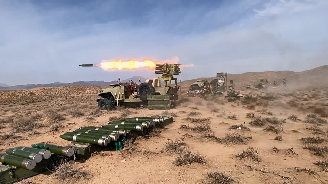 رزمایش امنیتی پرشدت مسلحانه ارتش در منطقه شمالشرق برگزار شد + عکس رزمایش امنیتی پرشدت مسلحانه ارتش در منطقه شمالشرق برگزار شد + عکس