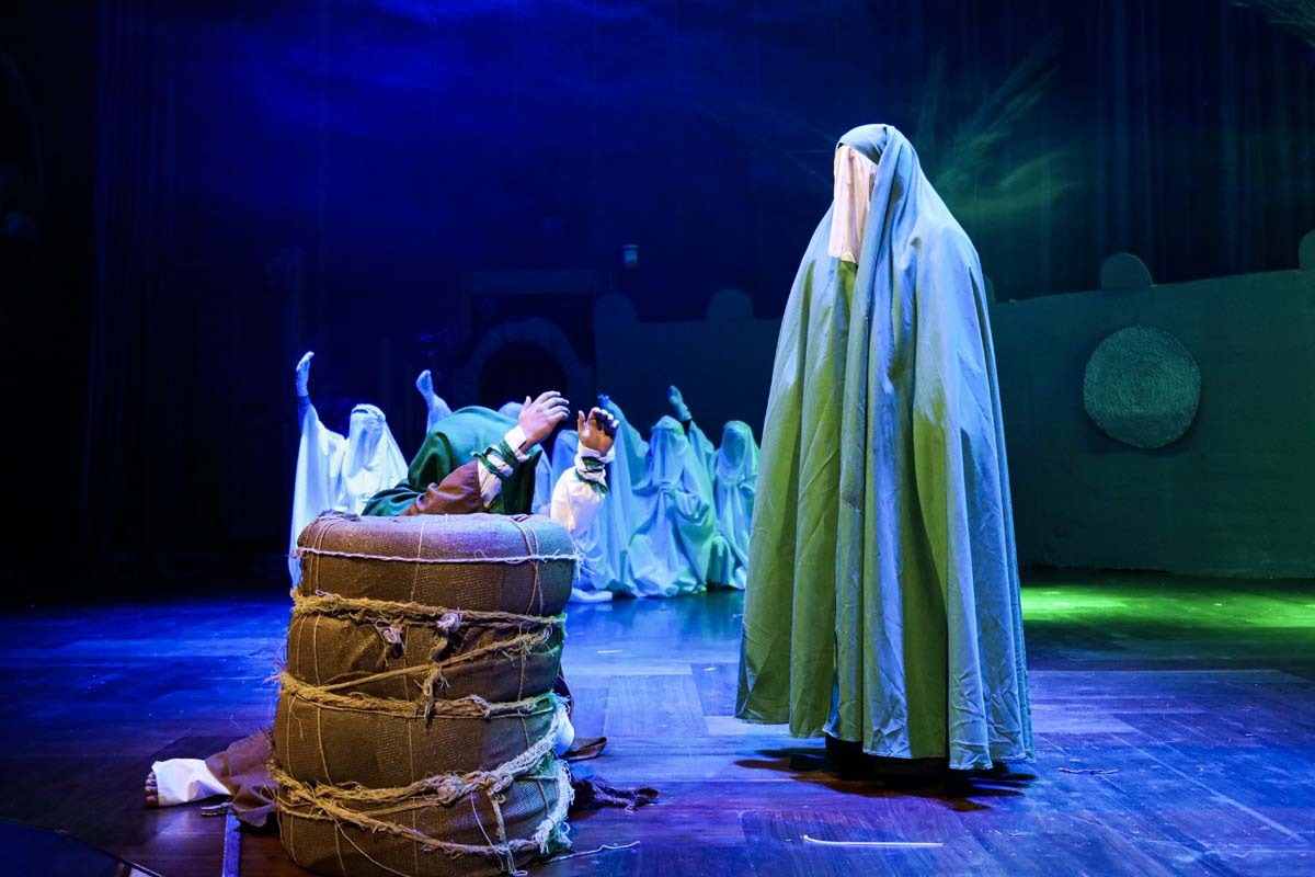 «مظلومیت از یاد رفته»؛ روایتی هنری از غدیر تا شهادت حضرت زهرا (س) «مظلومیت از یاد رفته»؛ روایتی هنری از غدیر تا شهادت حضرت زهرا (س)