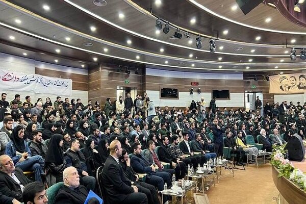 رئیس قوه قضائیه به مناسبت روز دانشجو در دانشگاه علوم و تحقیقات تهران حضور یافت رئیس قوه قضائیه به مناسبت روز دانشجو در دانشگاه علوم و تحقیقات تهران حضور یافت