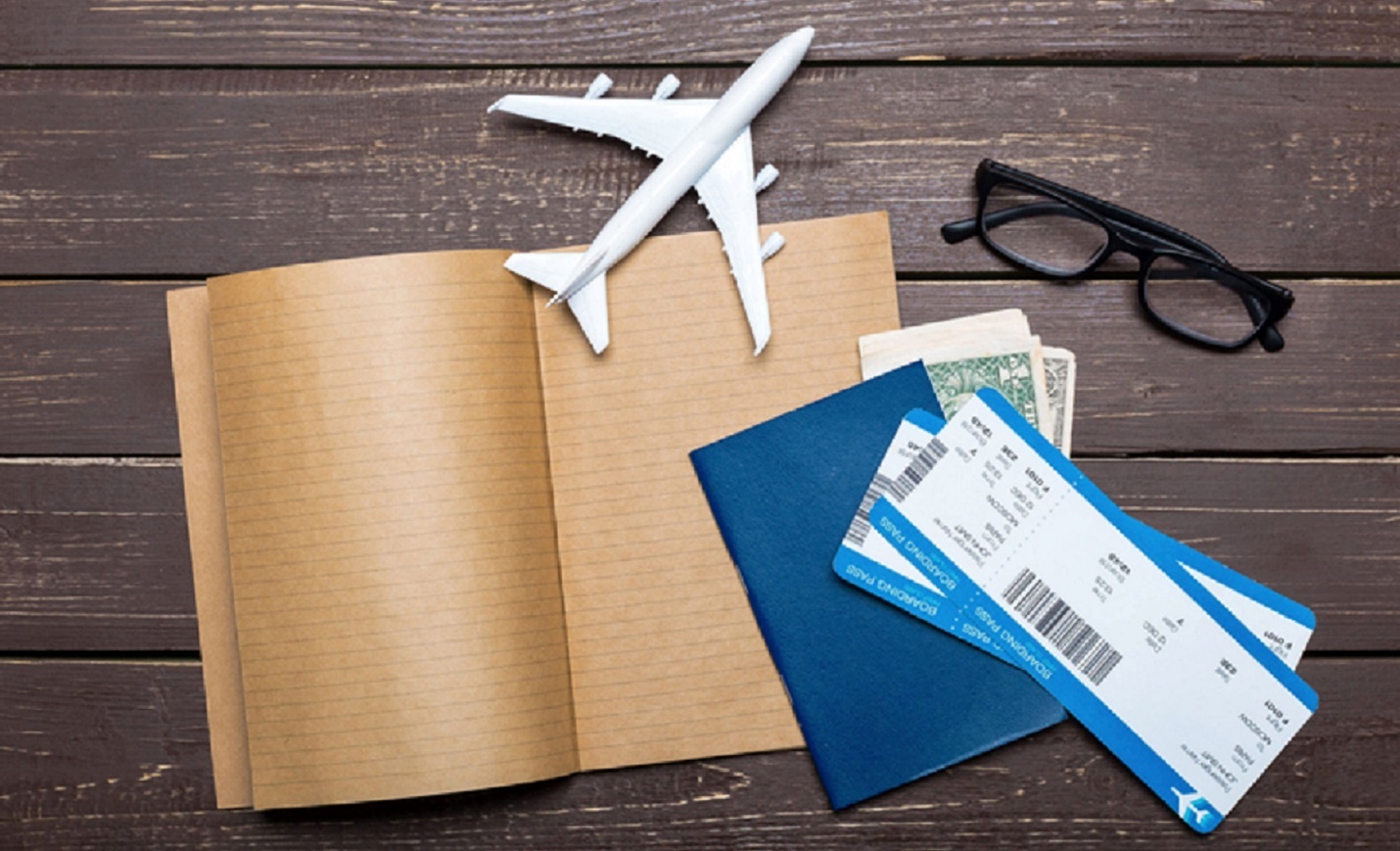 ۱۰ نکته کلیدی برای رزرو بلیط هواپیما در ایران ۱۰ نکته کلیدی برای رزرو بلیط هواپیما در ایران