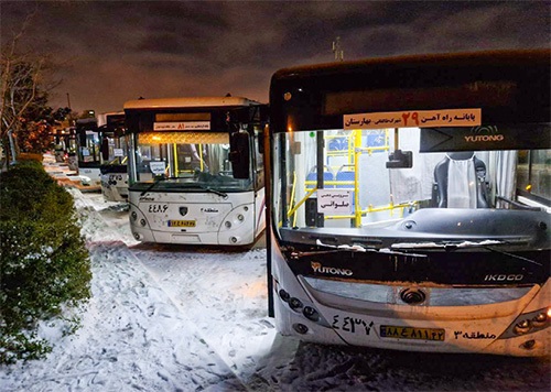 خدمات شهری شهرداری مشهد در سرمای شدید بدون وقفه ادامه یافت خدمات شهری شهرداری مشهد در سرمای شدید بدون وقفه ادامه یافت