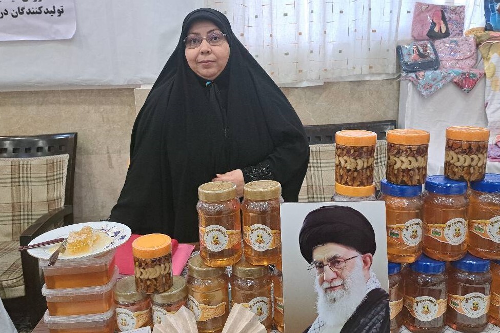 وقتی هنر چرخ زندگی را می چرخاند| روایتی از هنرهای بانوان کارآفرین مشهدی وقتی هنر چرخ زندگی را می چرخاند| روایتی از هنرهای بانوان کارآفرین مشهدی