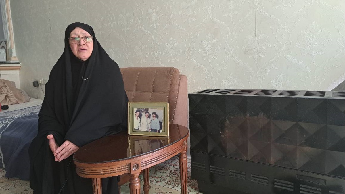 چشم انتظاری یک مادر و شهدایی که دیگر به خانه برنگشتند چشم انتظاری یک مادر و شهدایی که دیگر به خانه برنگشتند